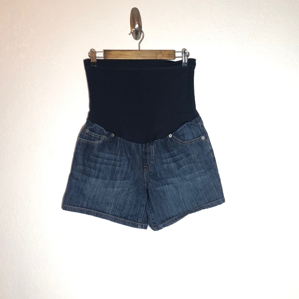 Liz Lange Maternity Shorts Small